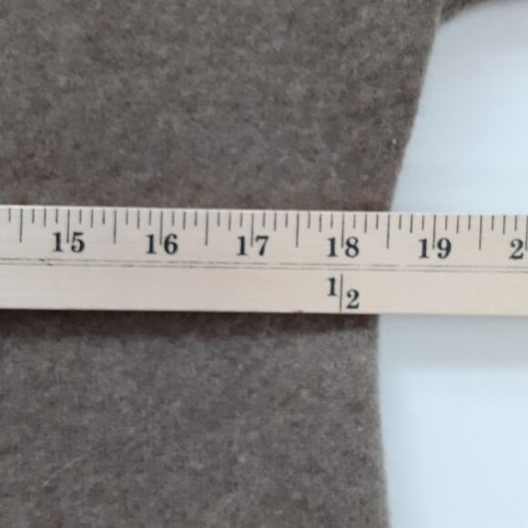 Prive Cashmere 100% Cashmere Sweater Taupe Oatmeal Short Sleeve Womens M Luxury - Picture 5 of 7